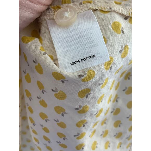 Halogen Yellow Apple Print‎ Button Up Top Size large - Picture 3 of 6